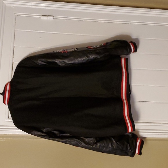 Mens coat - Picture 3 of 3